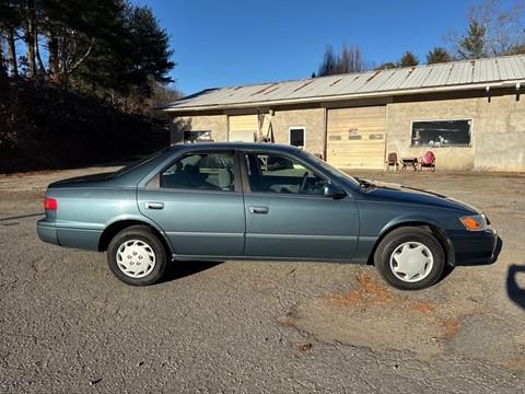 2000 Toyota Camry CE
