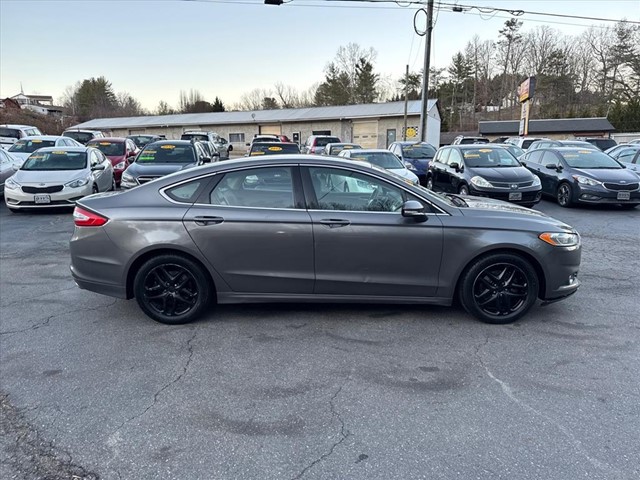 Ford Fusion SE in Leicester