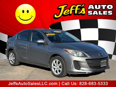 2013 Mazda Mazda3 i Sport