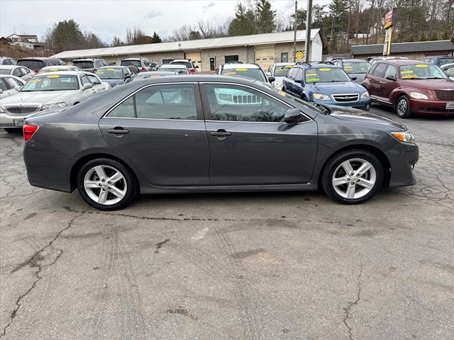 Toyota Camry SE in Leicester