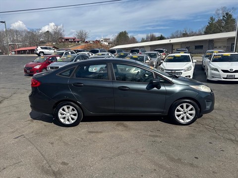 2011 Ford Fiesta SE