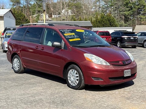 2008 Toyota Sienna LE 8-Passenger