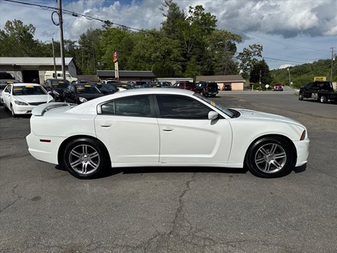 2013 Dodge Charger SE