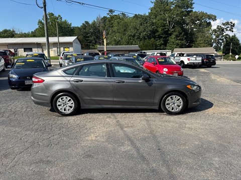 2014 Ford Fusion S