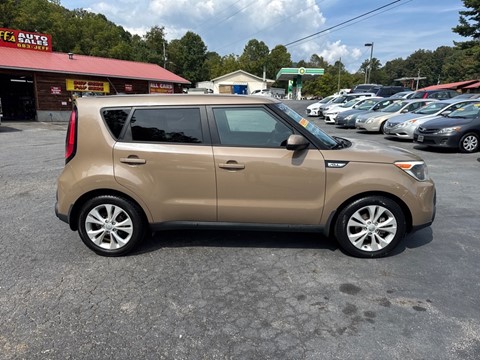 2015 Kia Soul +