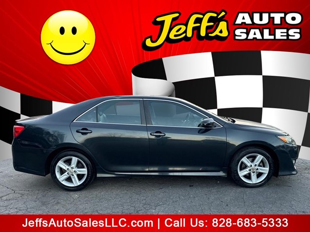 Toyota Camry SE in Asheville