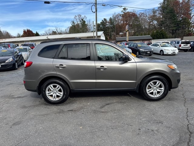 Hyundai SANTA FE GLS in Asheville