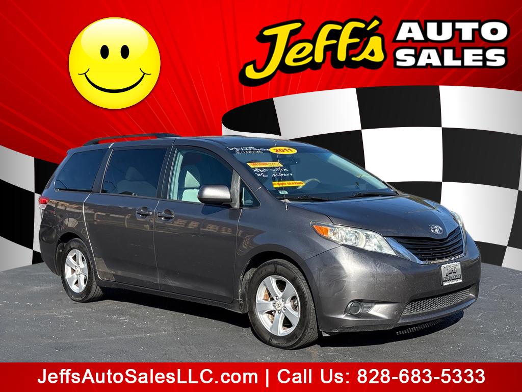 2011 Toyota Sienna LE