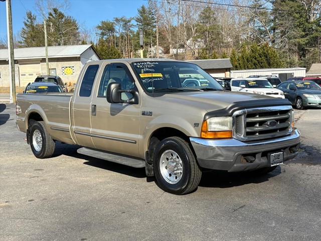 Ford F-250 Super Duty XLT in Asheville