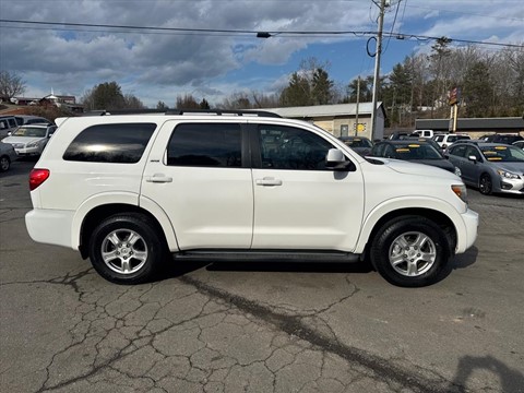 2012 Toyota Sequoia SR5