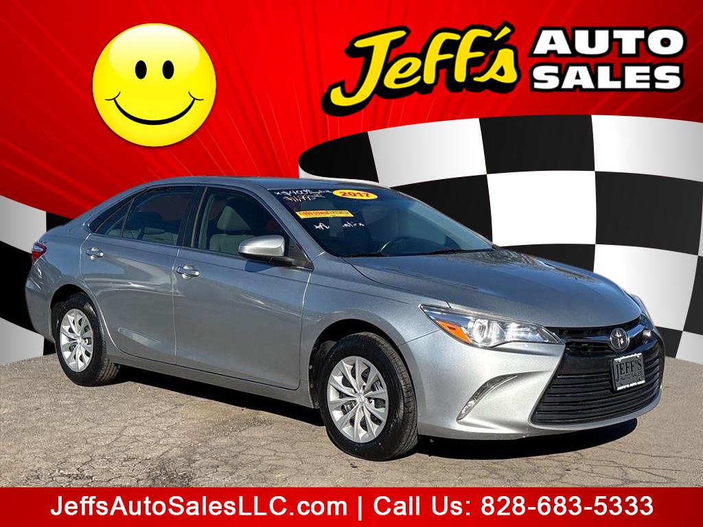 2017 Toyota Camry LE