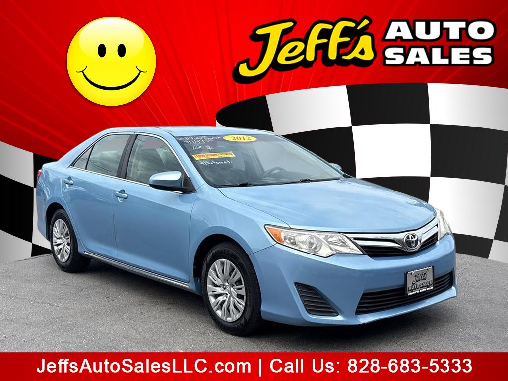 2012 Toyota Camry 2.5 Auto LE's photo