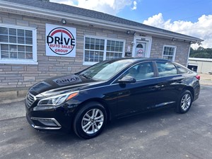 Picture of a 2015 Hyundai Sonata SE