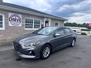 Picture of a 2019 Hyundai Sonata SE
