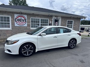 Picture of a 2017 Nissan Altima 2.5 SR