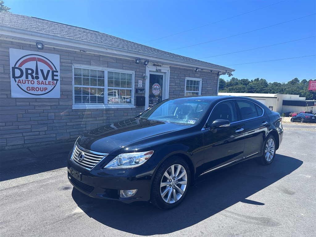 2011 Lexus LS Base