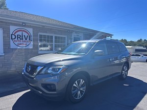 2019 Nissan Pathfinder SV 4WD for sale by dealer