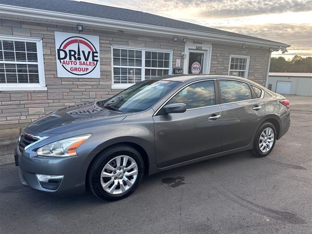 Nissan Altima 2.5 S in Fayetteville