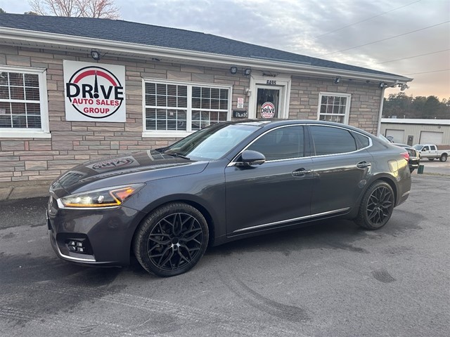 Kia Cadenza Limited in Fayetteville