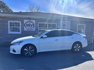 Picture of a 2021 Nissan Altima 2.5 SL AWD