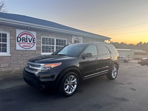 Picture of a 2015 Ford Explorer XLT 4WD