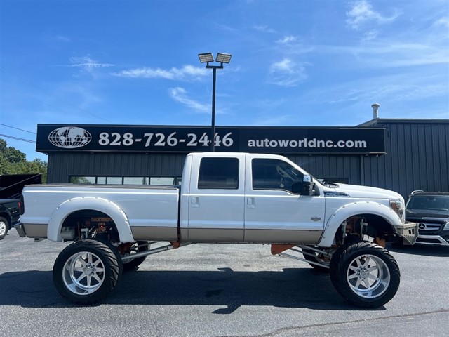 Ford F-350 SD King Ranch Crew Cab 4WD in Lenoir