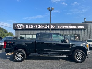 Picture of a 2017 Ford F-350 SD Lariat Crew Cab 4WD