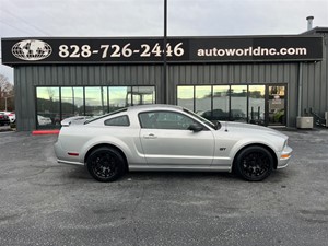 2008 Ford Mustang GT Deluxe Coupe for sale by dealer