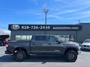 Picture of a 2020 Toyota Tundra SR5 5.7L V8 CrewMax 4WD