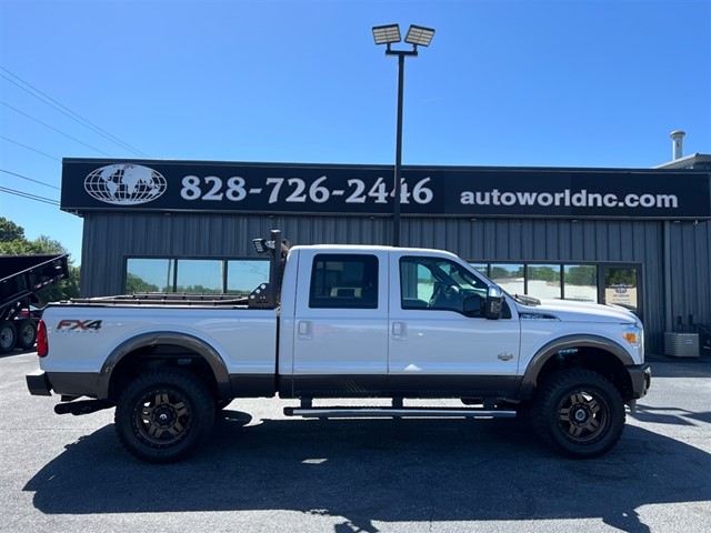 Ford F-350 SD King Ranch Crew Cab 4WD in Lenoir