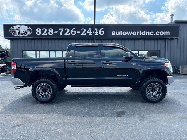 Toyota Tundra SR5 5.7L V8 FFV CrewMax 4WD in Lenoir