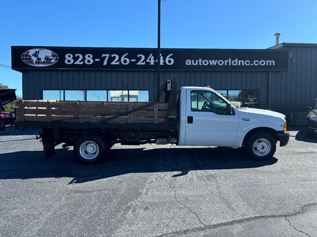 Ford F-350 - 7.3 DIESEL - DUMP BED- MANUAL in Lenoir