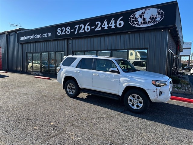 Toyota 4Runner SR5 4WD in Lenoir