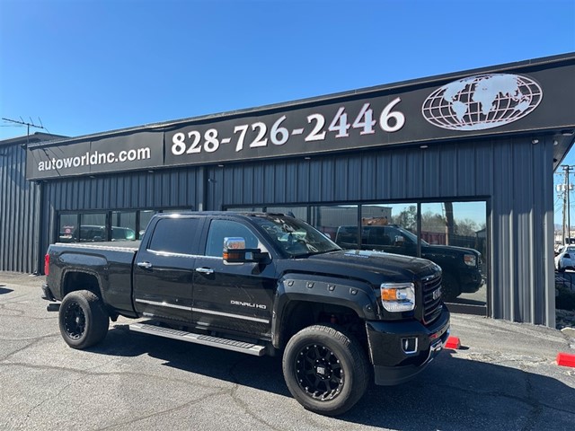 GMC Sierra 2500HD Denali Crew Cab 4WD in Lenoir