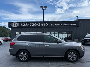 2018 Nissan Pathfinder for sale by dealer