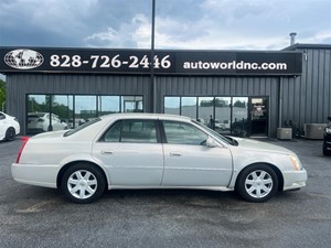 Picture of a 2007 Cadillac DTS