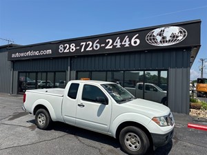 2016 Nissan Frontier SV King Cab I4 5MT 2WD for sale by dealer