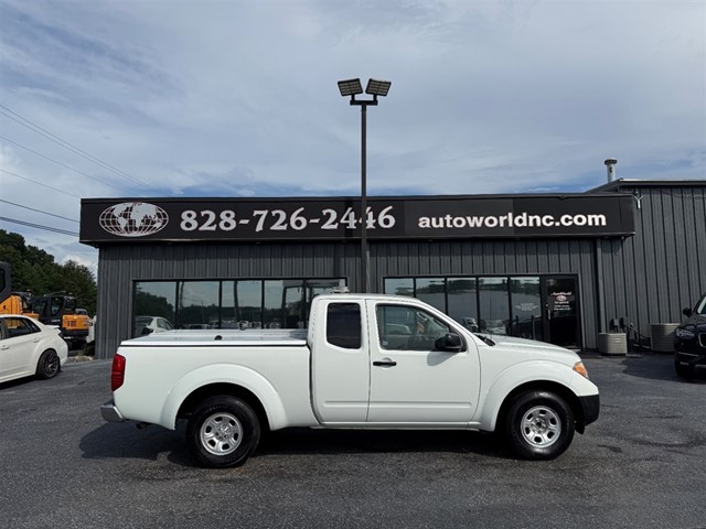 Nissan Frontier SV King Cab I4 5MT 2WD in Lenoir