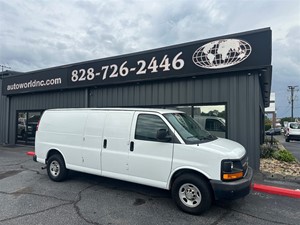 Picture of a 2011 Chevrolet Express 3500 Cargo Extended