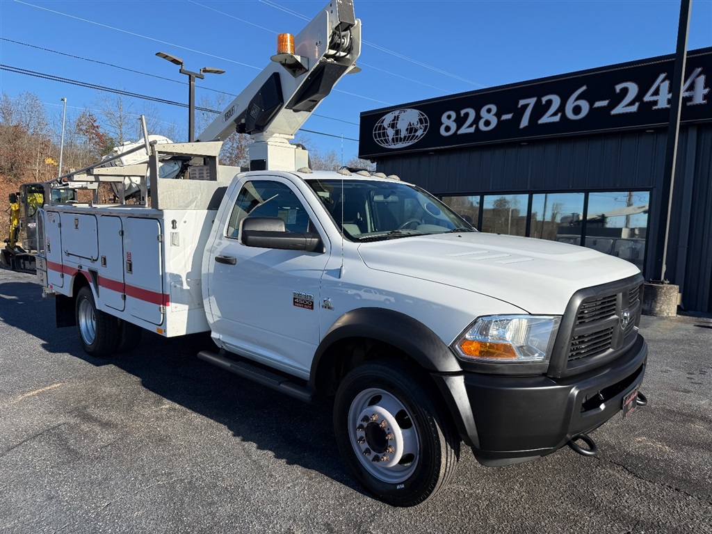 2013 Ram 4500 photo 2