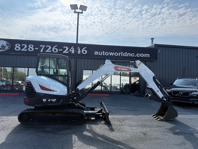 BOBCAT E42 R2 in Lenoir