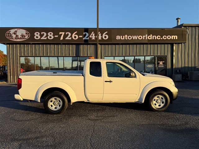 Nissan Frontier S King Cab I4 5AT 2WD in Lenoir