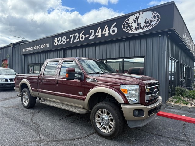 Ford F-250 SD King Ranch Crew Cab 4WD in Lenoir
