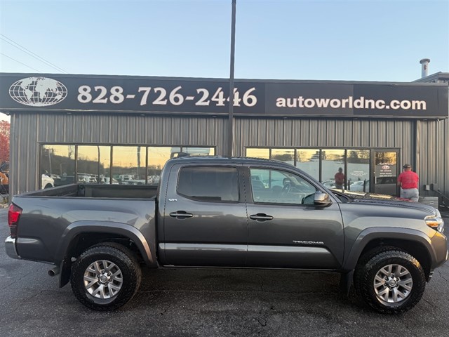 Toyota Tacoma SR5 Double Cab  V6 6AT 4WD in Lenoir
