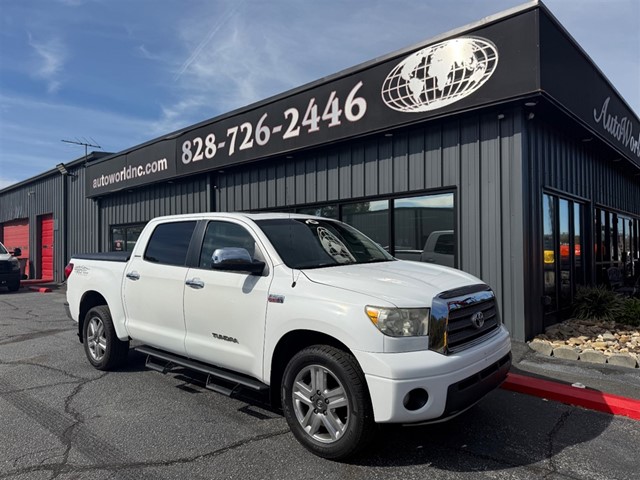 Toyota Tundra Limited CrewMax 6AT 4WD in Lenoir