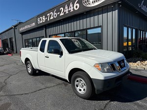 Picture of a 2015 Nissan Frontier S King Cab I4 5AT 2WD