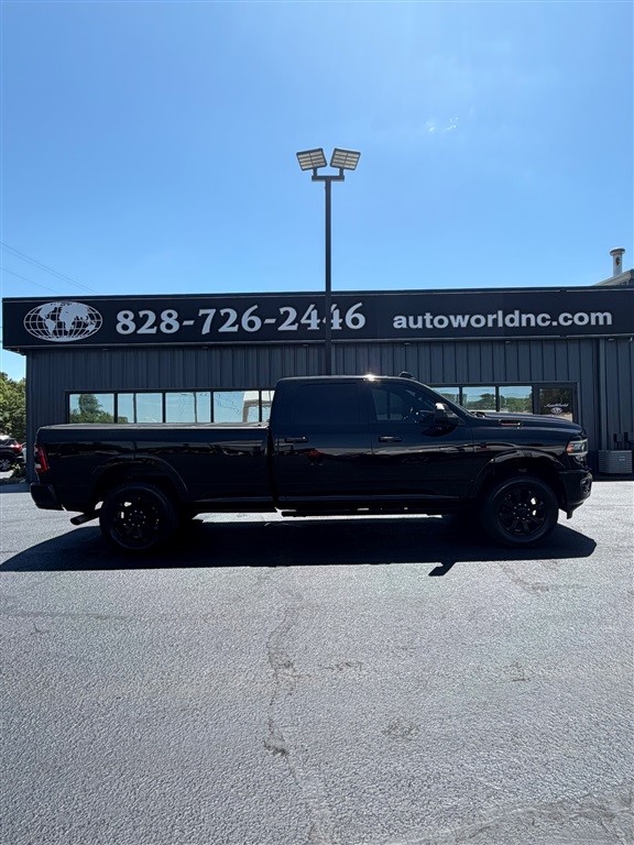 RAM 3500 Laramie Crew Cab LWB 4WD in Lenoir