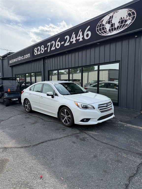 Subaru Legacy 2.5i Limited in Lenoir