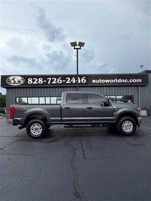 2019 Ford F-250 SD XLT Crew Cab 4WD for sale by dealer