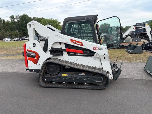 Bobcat T770 in Lenoir